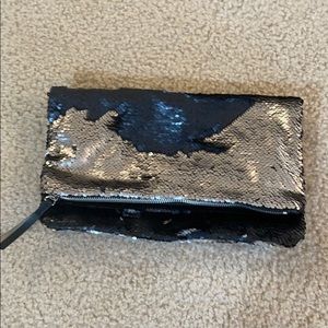 Stella & Dot fish scale clutch